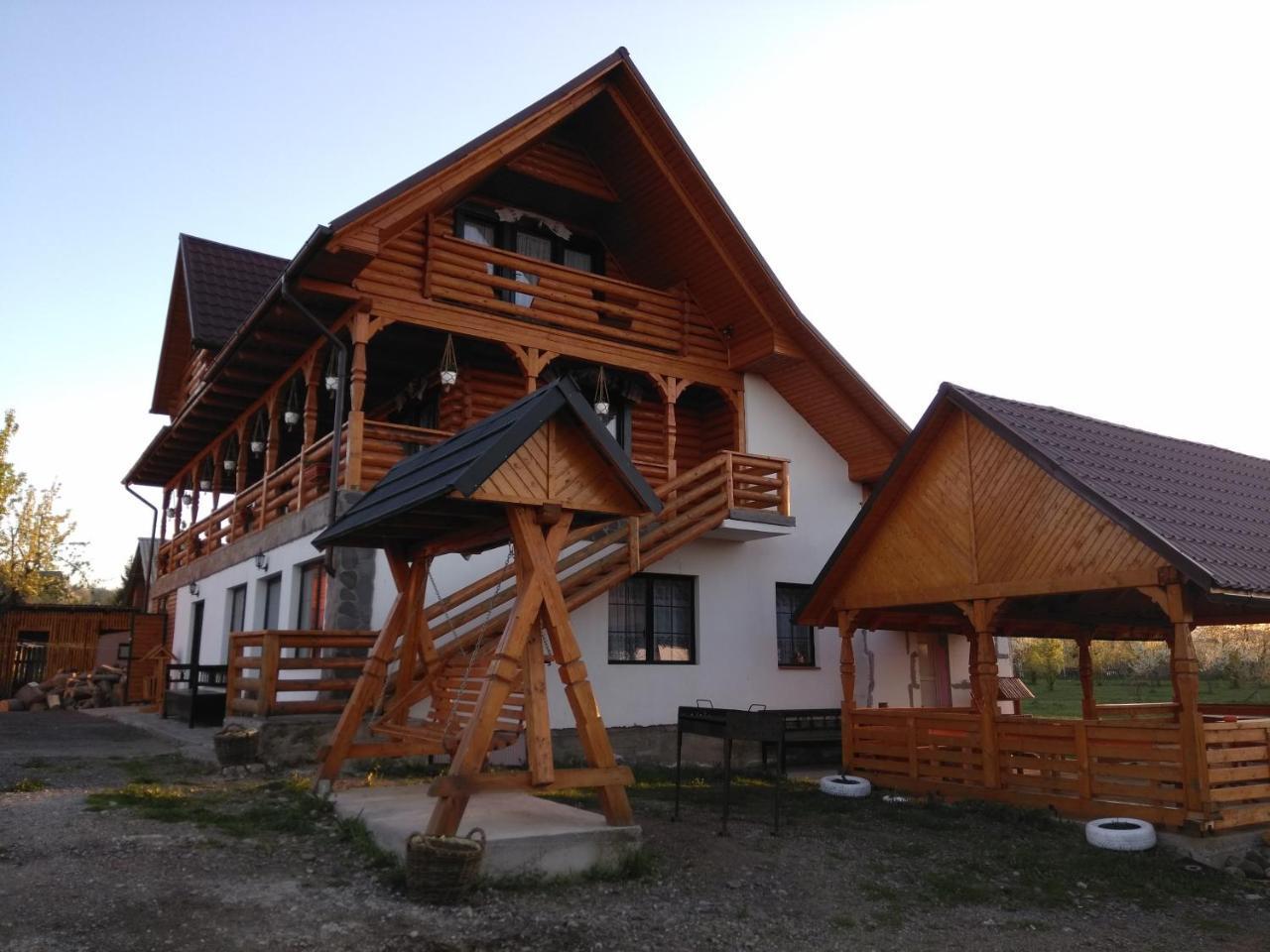 Pensiune Agroturistica "Casa Teodora" Budeşti Zewnętrze zdjęcie